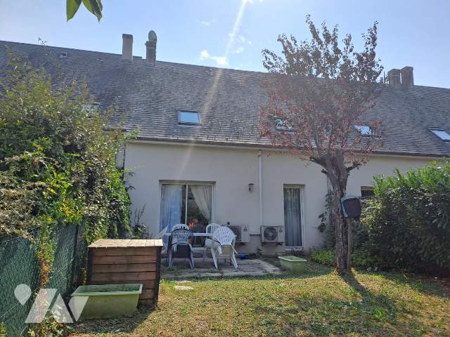 MAI 85m² — Véretz