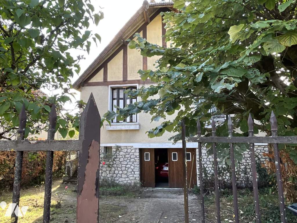 Maison 4 pièces 101 m² · à Chambray-lès-Tours · 101 m² · 190 000 €