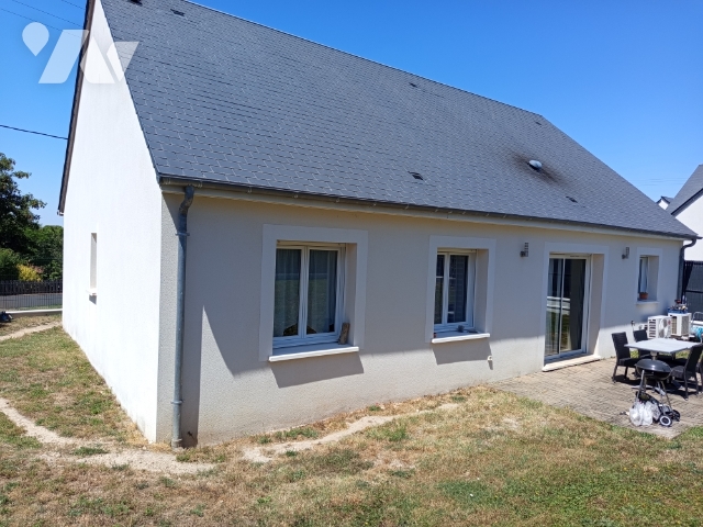 Maison 4 pièces 96 m² · à Chargé · 96 m² · 229 000 €