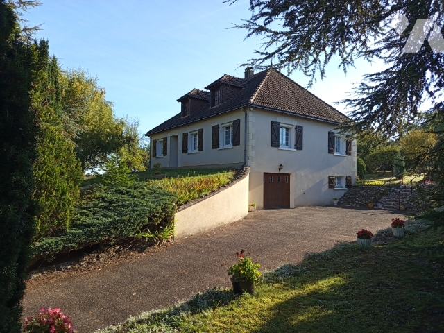Vente - Maison / villa - BLERE - 132 m² - 6 pièces - 021/PA0666