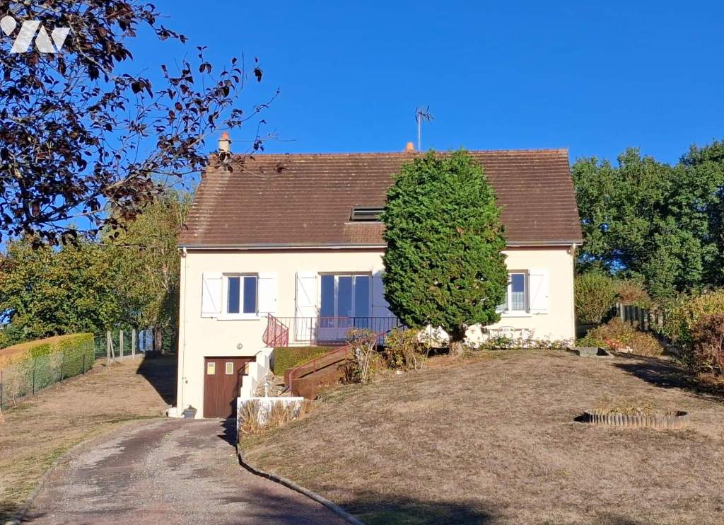 Maison 5 pièces 135 m² · à Chissay-en-Touraine · 134,7 m² · 190 000 €