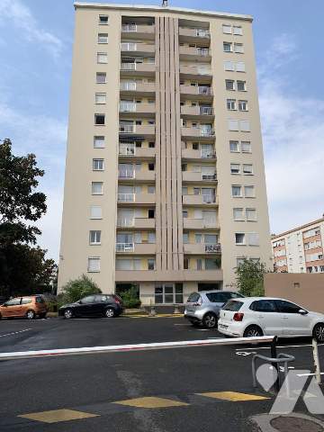 Appartement 3 pièces 64 m² · à Tours · 64 m² · 115 000 €