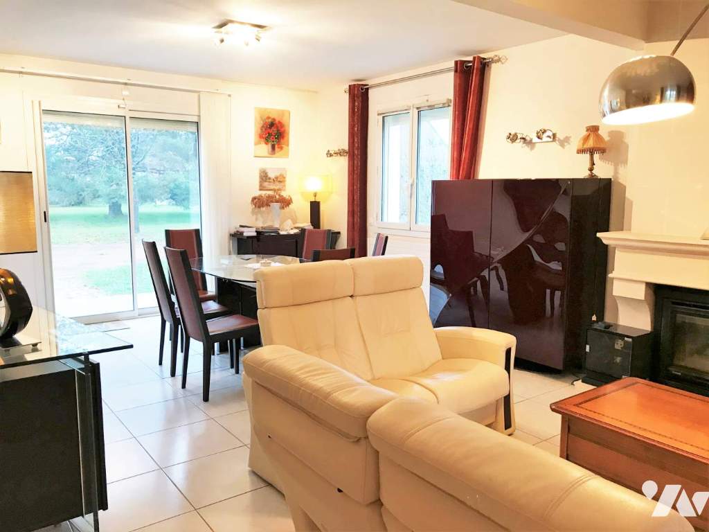 VENTE maison-MONTS (37)