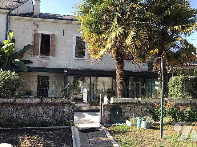 Maison 8 pièces 206 m² · à Artannes-sur-Indre · 205,5 m² · 315 000 €