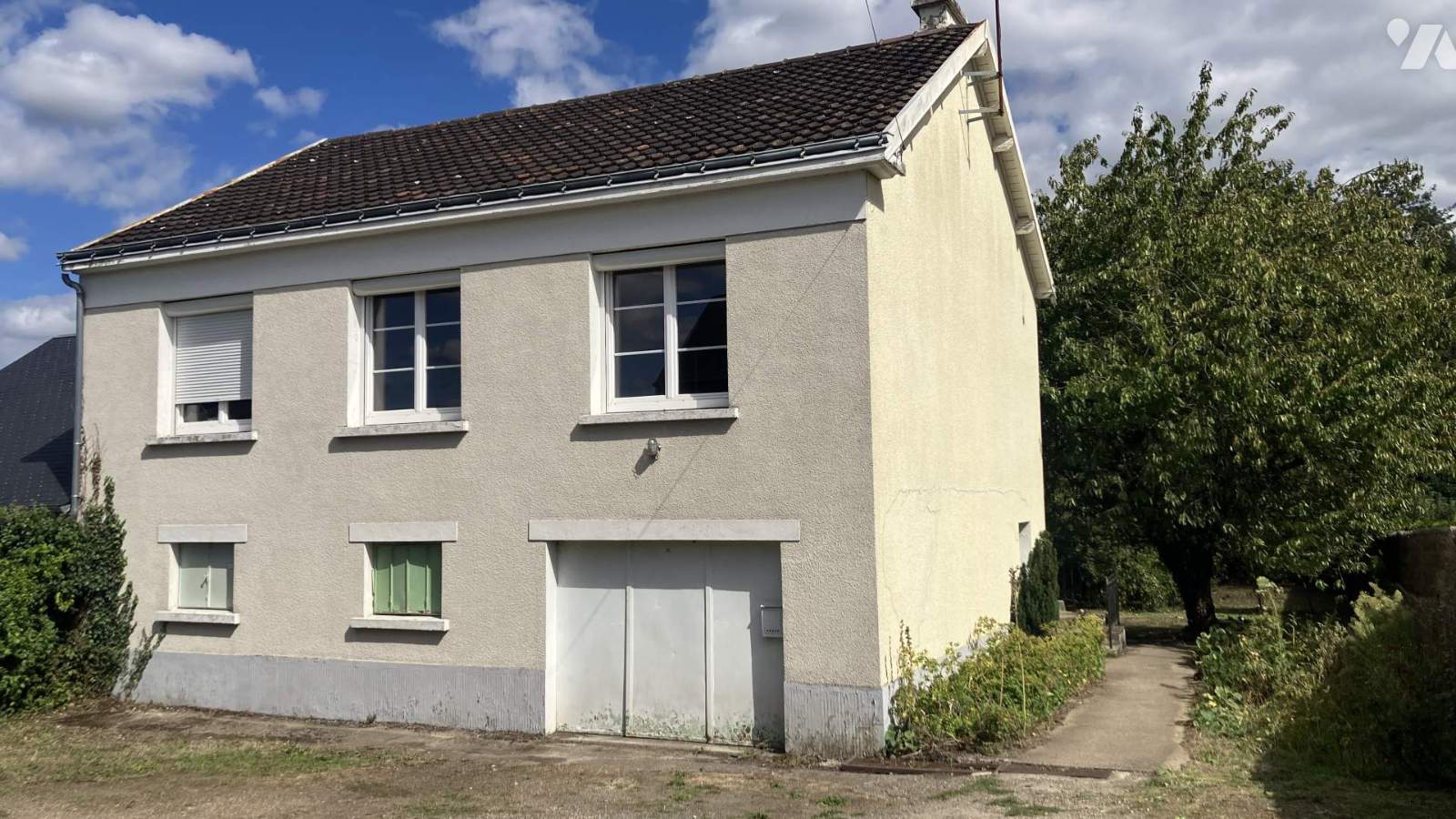Maison 5 pièces 85 m² · à Monts · 84,6 m² · 102 000 €