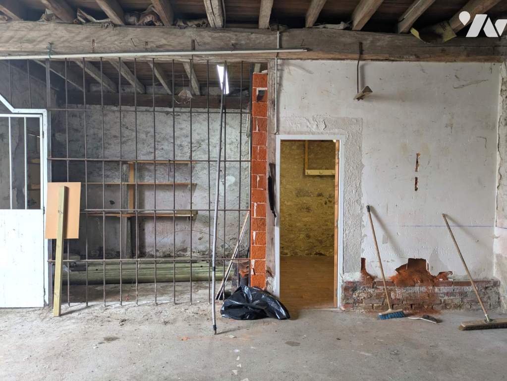 VENTE localActivites-STE CATHERINE DE FIERBOIS (37)