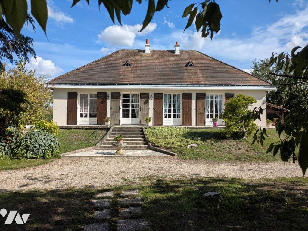 VENTE maison-STE MAURE DE TOURAINE (37)