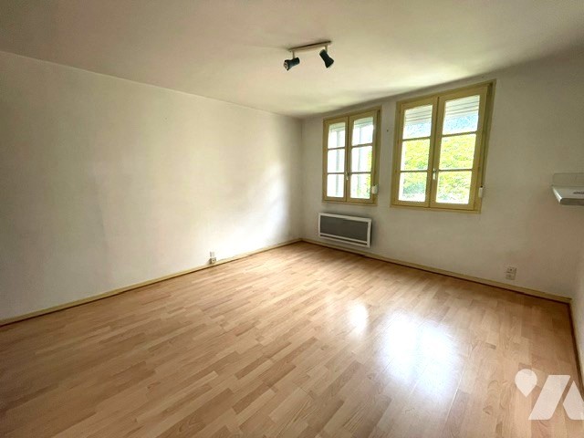 Appartement 2 pièces 44 m² · à Poligny · 44 m² · 83 000 €