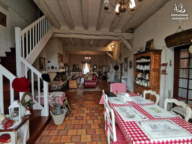 Vente - Maison - Heugas - 300.00m² - 6 pièces - Ref : 023M2137