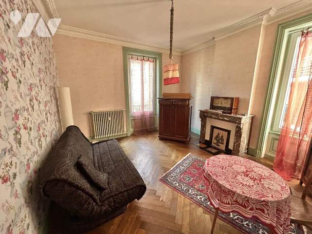 Appartement 3 pièces 85 m² · à Saint-Étienne · 85 m² · 60 000 €