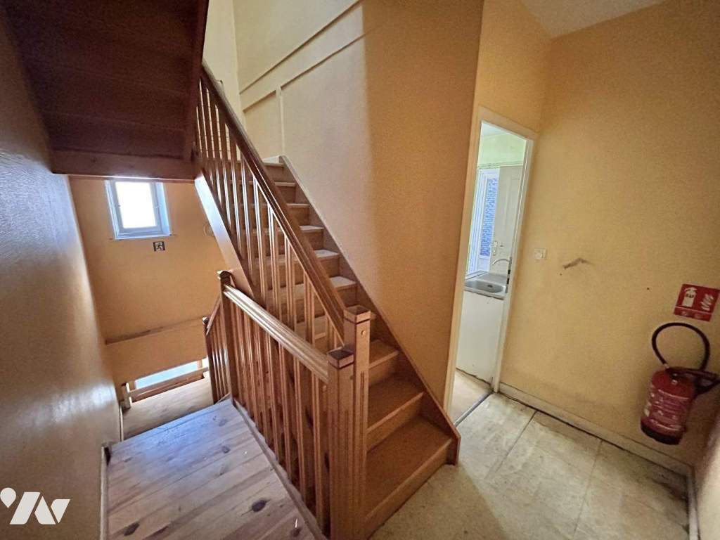 VENTE maison-CHAZELLES SUR LYON (42)