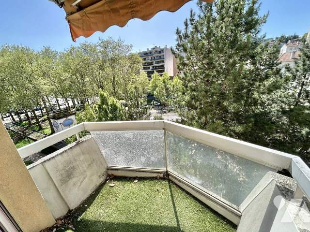 Appartement 3 pièces 66 m² · à Saint-Étienne · 66 m² · 69 000 €