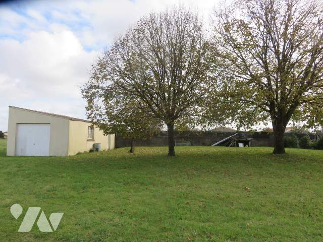 Terrain 910 m² · à Machecoul-Saint-Même · 910 m² · 100 000 €