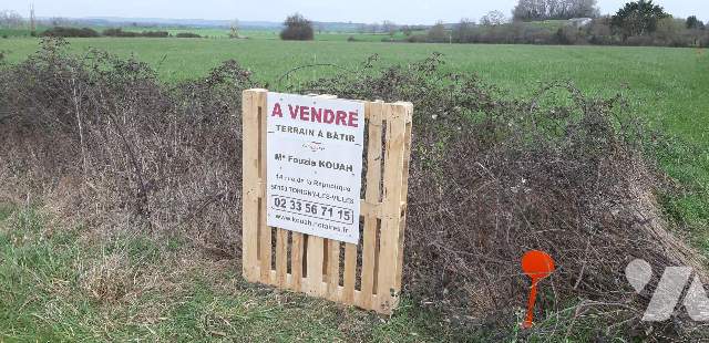 Terrain 682 m² · à Saint-Cosme-en-Vairais · 682 m² · 21 142 €