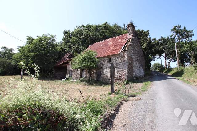 Maison 1 pièce 140 m² · à Barre-de-Semilly · 140 m² · 59 000 €