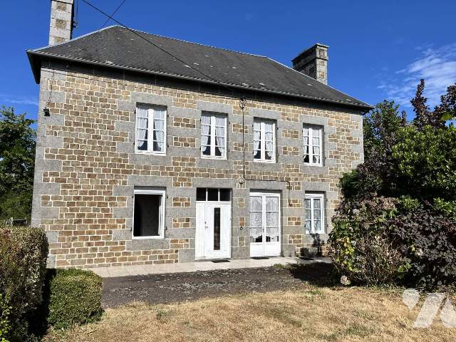 Maison 7 pièces 143 m² · à Grand-Celland · 143 m² · 160 000 €