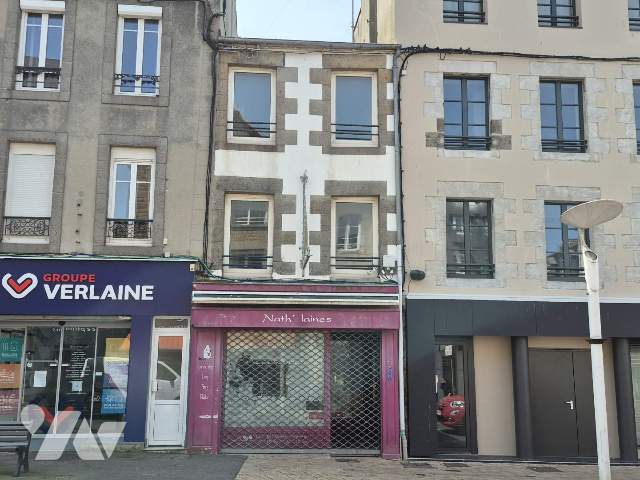 Immeuble 107 m² · à Granville · 107 m² · 225 000 €