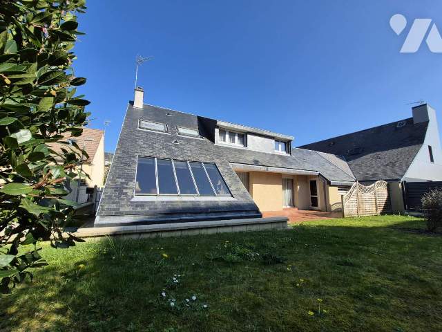 Maison 5 pièces 141 m² · à Granville · 141 m² · 410 000 €
