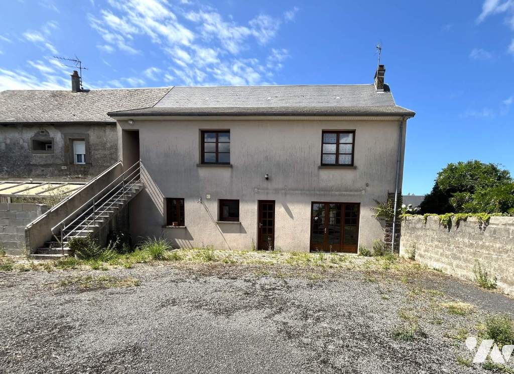 Maison 7 pièces 174 m² · à Cérences · 174 m² · 205 000 €