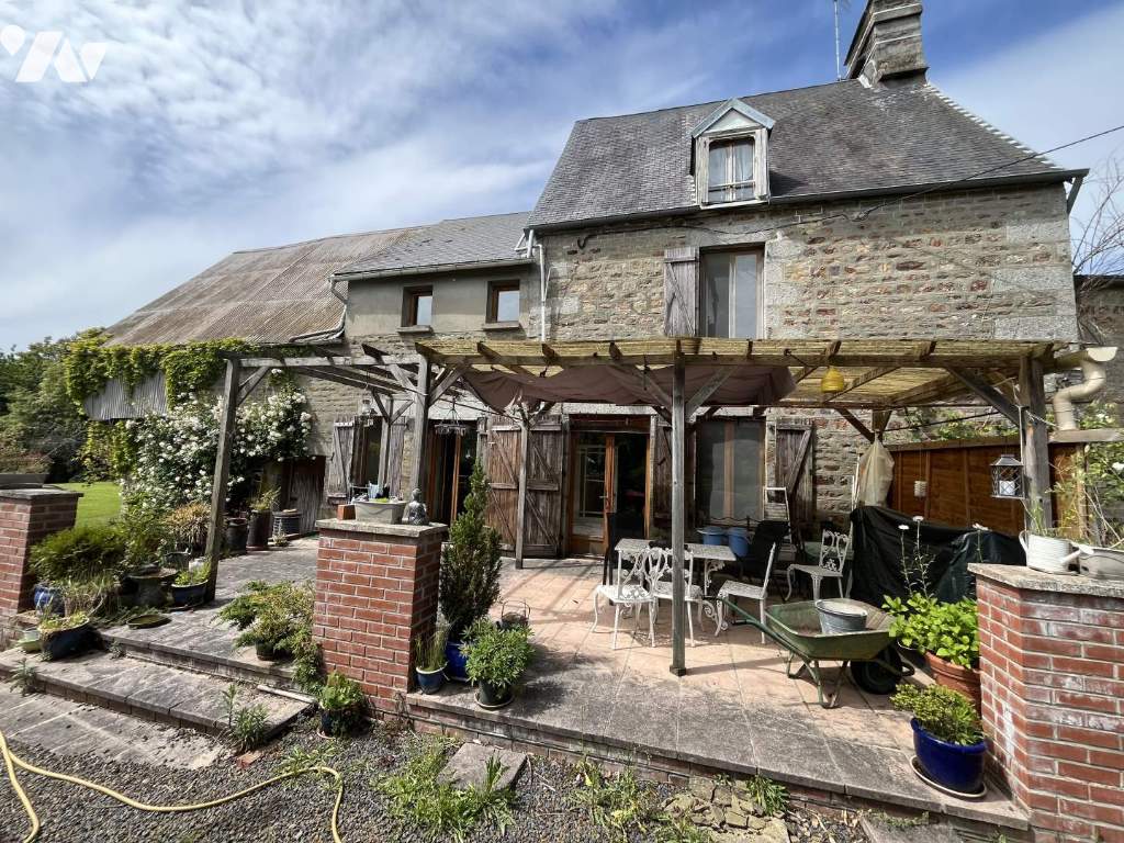 Maison 7 pièces 133 m² · à Fleury · 133 m² · 127 000 €