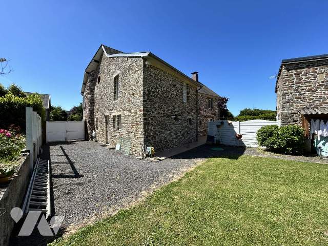 Maison 255m² — Saint-Sauveur-la-Pommeraye