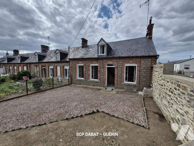 Maison 3 pièces 43 m² · à Sourdeval · 43 m² · 70 000 €