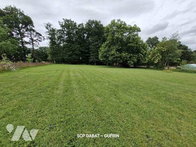 Terrain — Romagny Fontenay