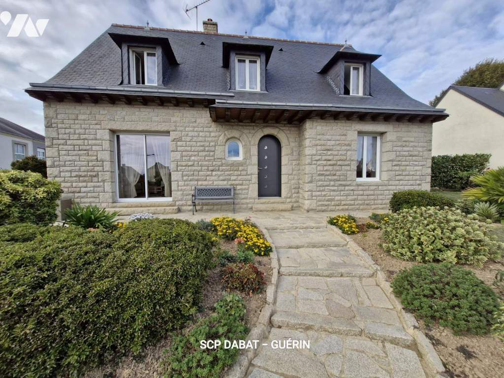 Maison 6 pièces 140 m² · à Teilleul · 140 m² · 215 000 €