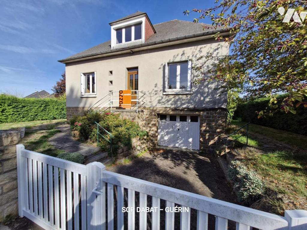 Maison 5 pièces 125 m² · à Saint-Hilaire-du-Harcouët · 125 m² · 140 000 €