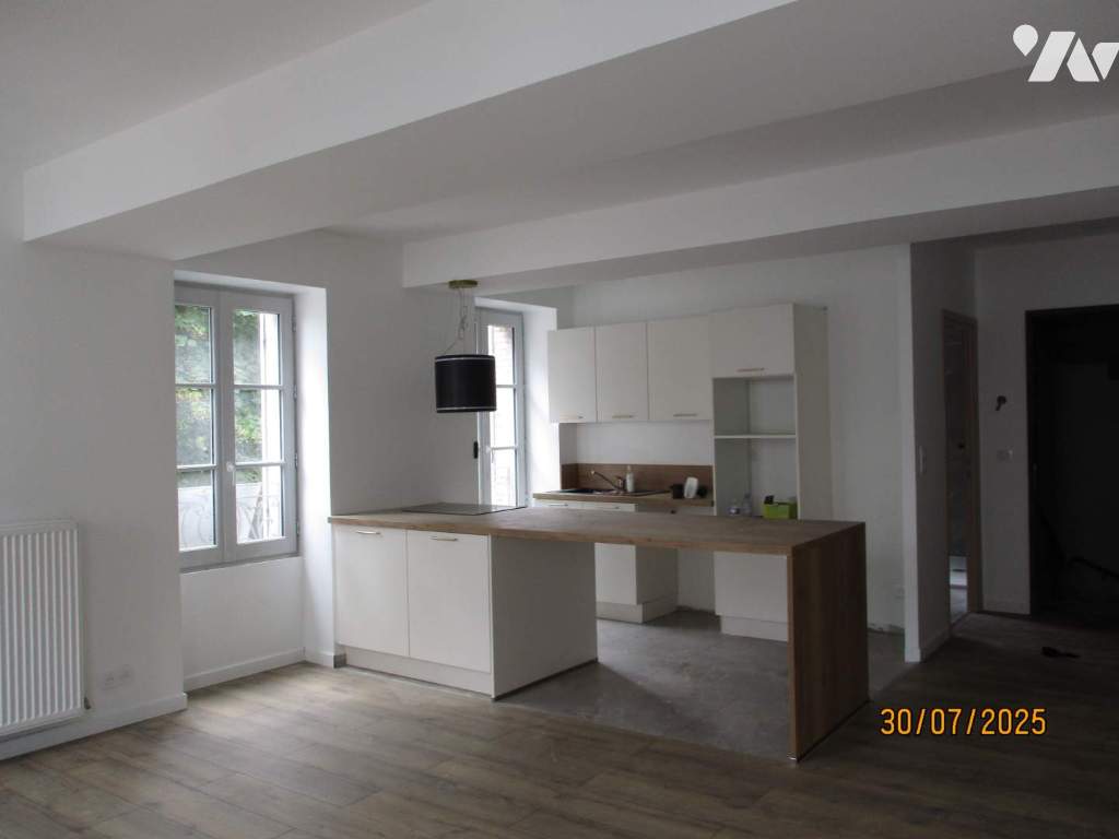 Appartement 1 pièce 70 m² · à Sézanne · 70,3 m² · 650 €
