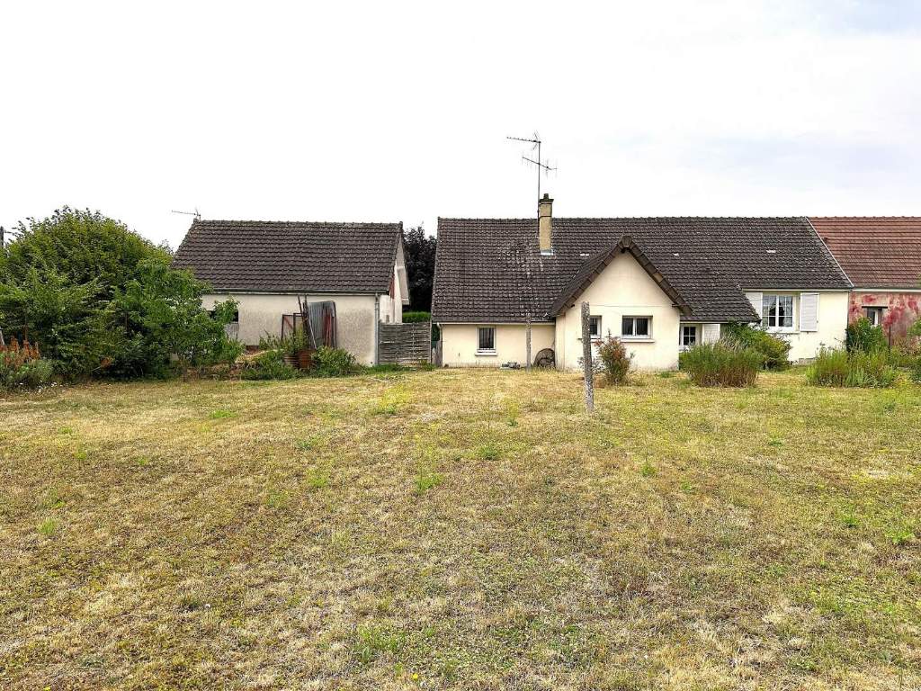 Maison 5 pièces 105 m² · à Gaye · 105 m² · 140 000 €
