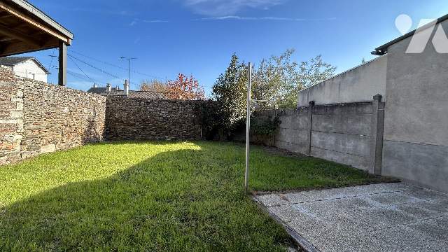 Location - Maison / villa - CHATEAU GONTIER - 68 m² - 3 pièces - 028/569