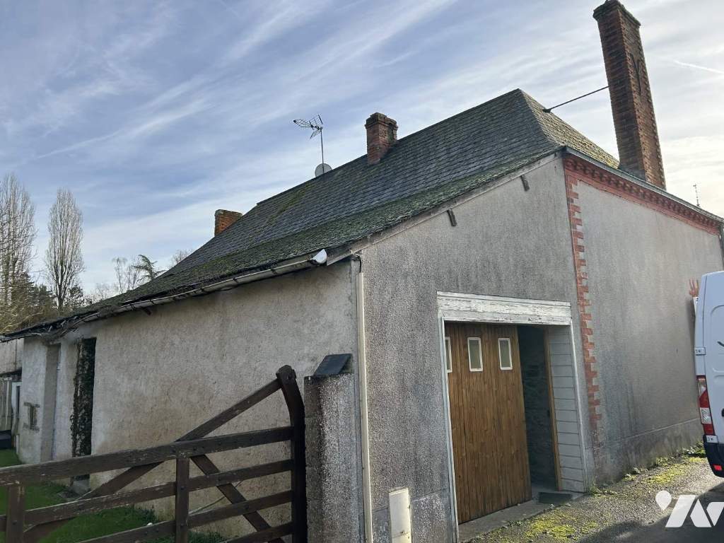 VENTE maison-CHATEAU GONTIER (53)