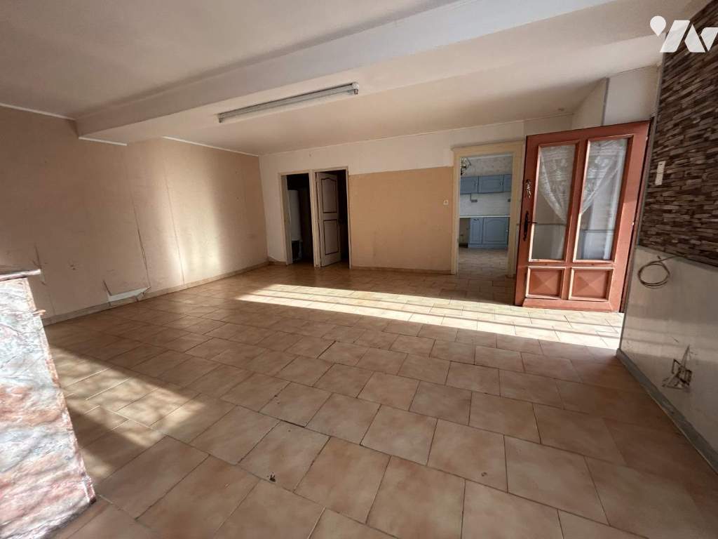 VENTE maison-CHATEAU GONTIER (53)