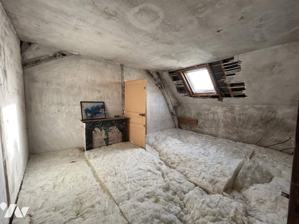VENTE maison-CHATEAU GONTIER (53)