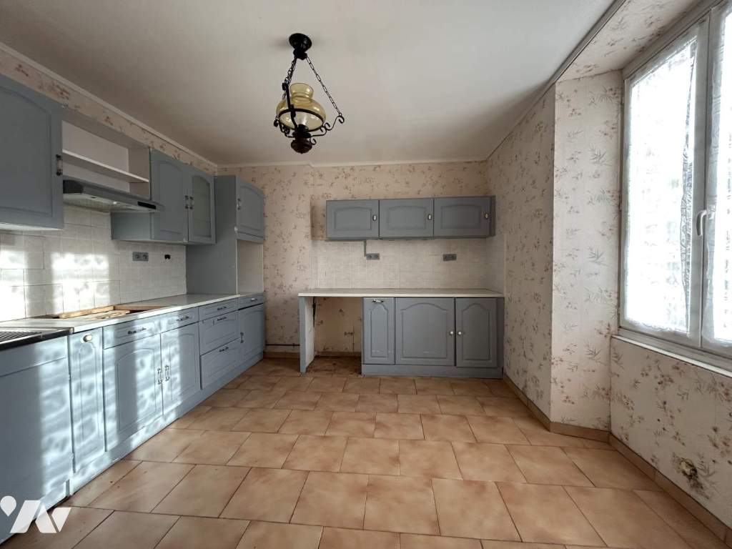 VENTE maison-CHATEAU GONTIER (53)