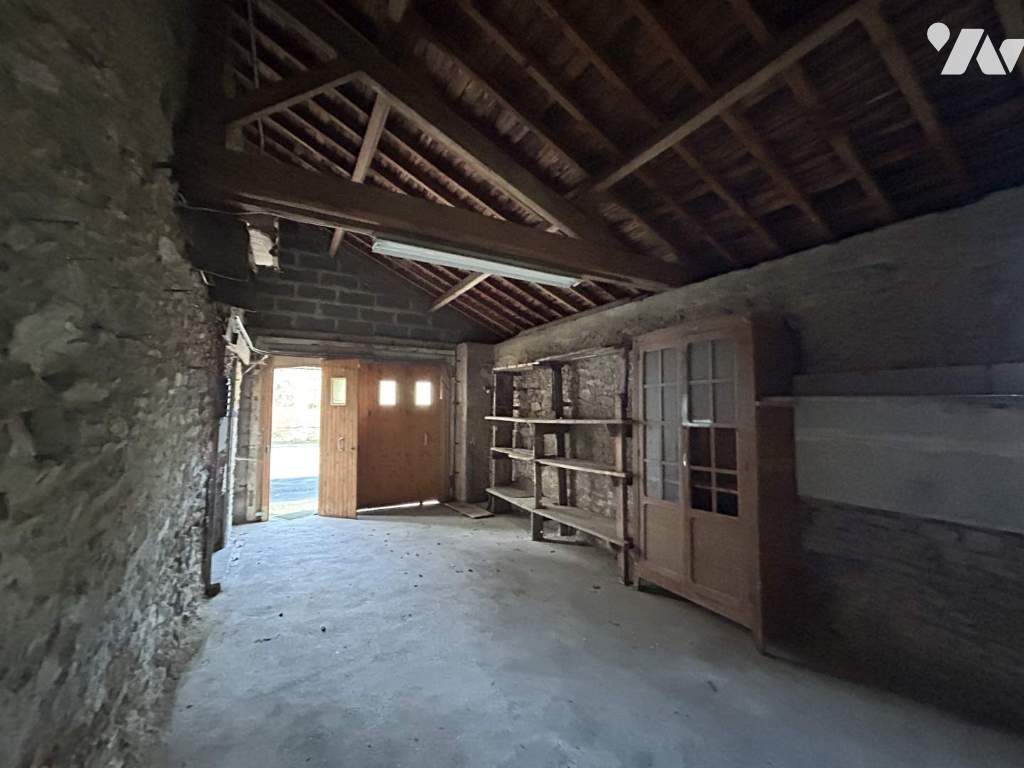 VENTE maison-CHATEAU GONTIER (53)