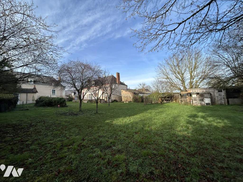 VENTE maison-CHATEAU GONTIER (53)