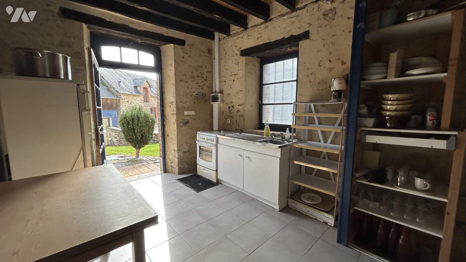 VENTE maison-CHATEAU GONTIER (53)
