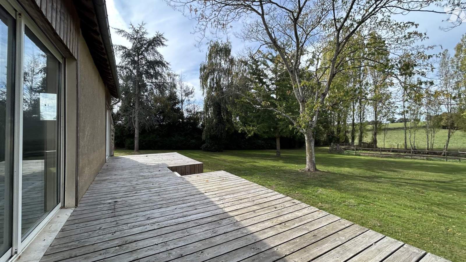 VENTE maison-CHATEAU GONTIER (53)