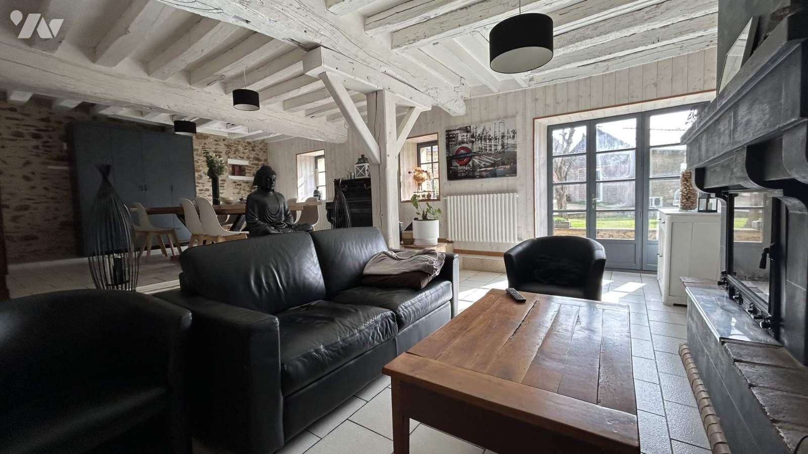 VENTE maison-CHATEAU GONTIER (53)