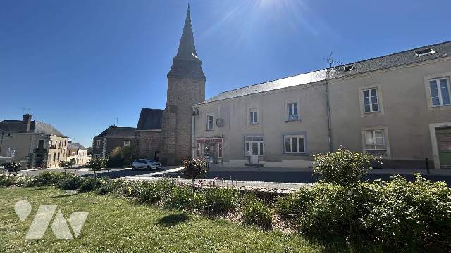 Maison 5 pièces 110 m² · à Roche-Neuville · 110 m² · 85 000 €
