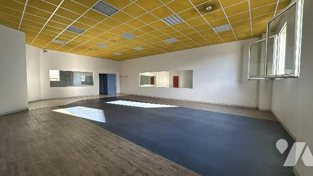 Maison 15 pièces 360 m² · à Château-Gontier-sur-Mayenne · 360 m² · 310 000 €