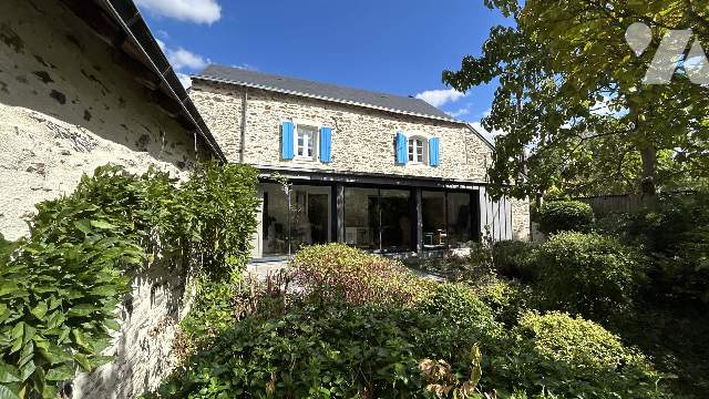 Maison 200m² — Château-Gontier-sur-Mayenne