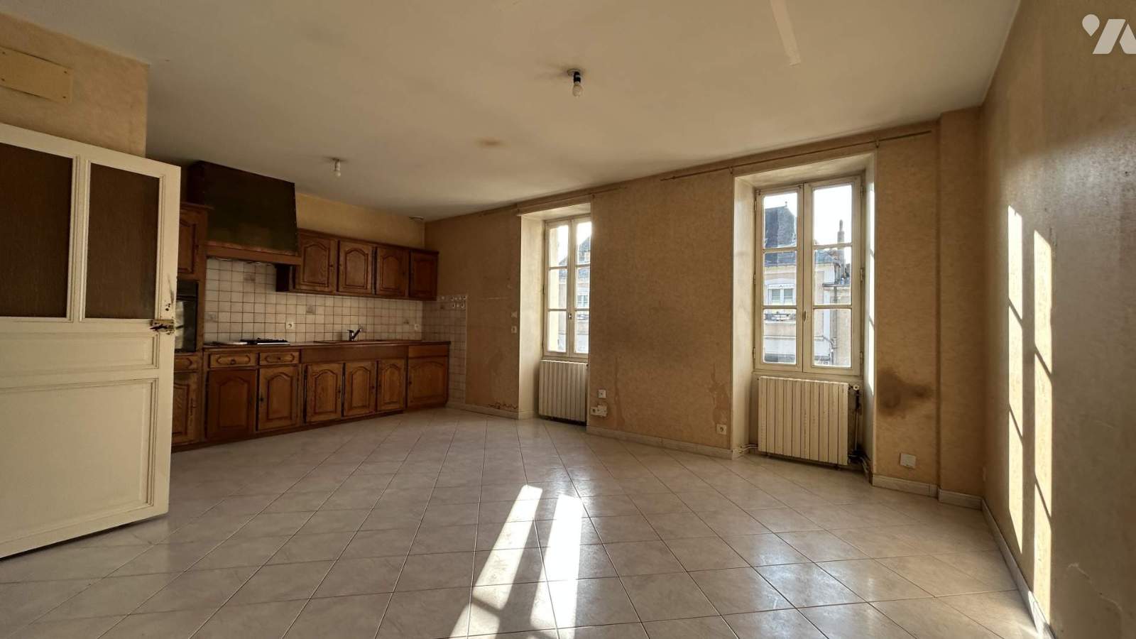 Immeuble 120 m² · à Château-Gontier-sur-Mayenne · 120 m² · 150 000 €