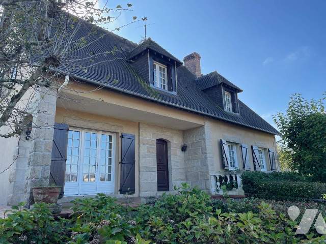 Maison 7 pièces 168 m² · à Javron-les-Chapelles · 168 m² · 225 000 €