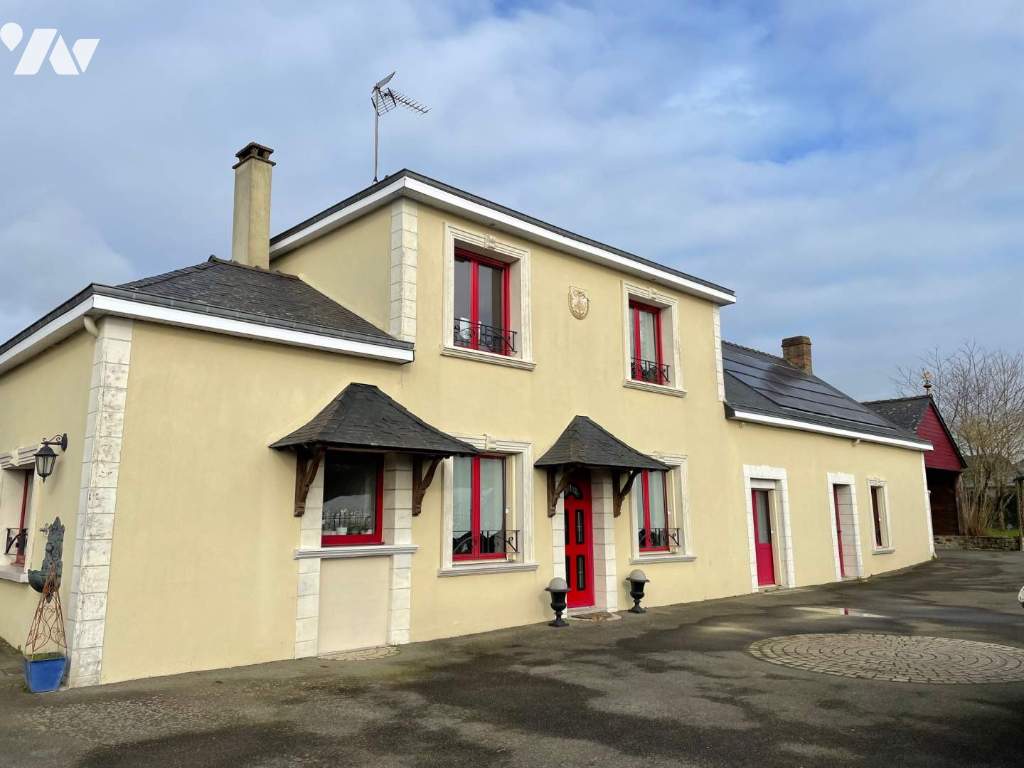 Maison 8 pièces 180 m² · à Moulay · 180 m² · 280 000 €