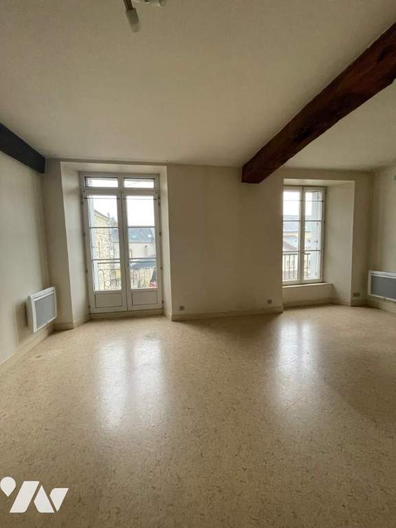 Appartement 3 pièces 59 m² · à Mayenne · 58,9 m² · 76 000 €