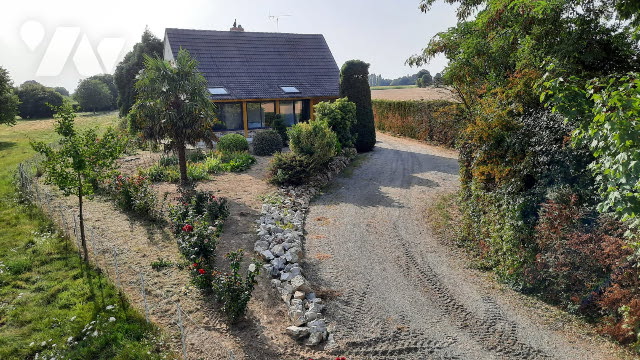 Maison 7 pièces 135 m² · à Ballots · 135 m² · 240 000 €