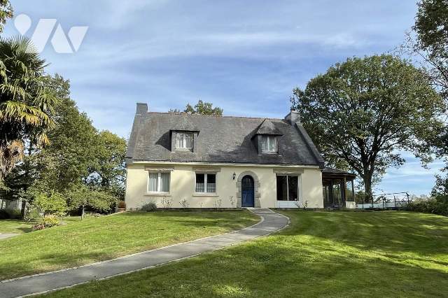Maison 6 pièces 147 m² · à Pleucadeuc · 147 m² · 280 000 €